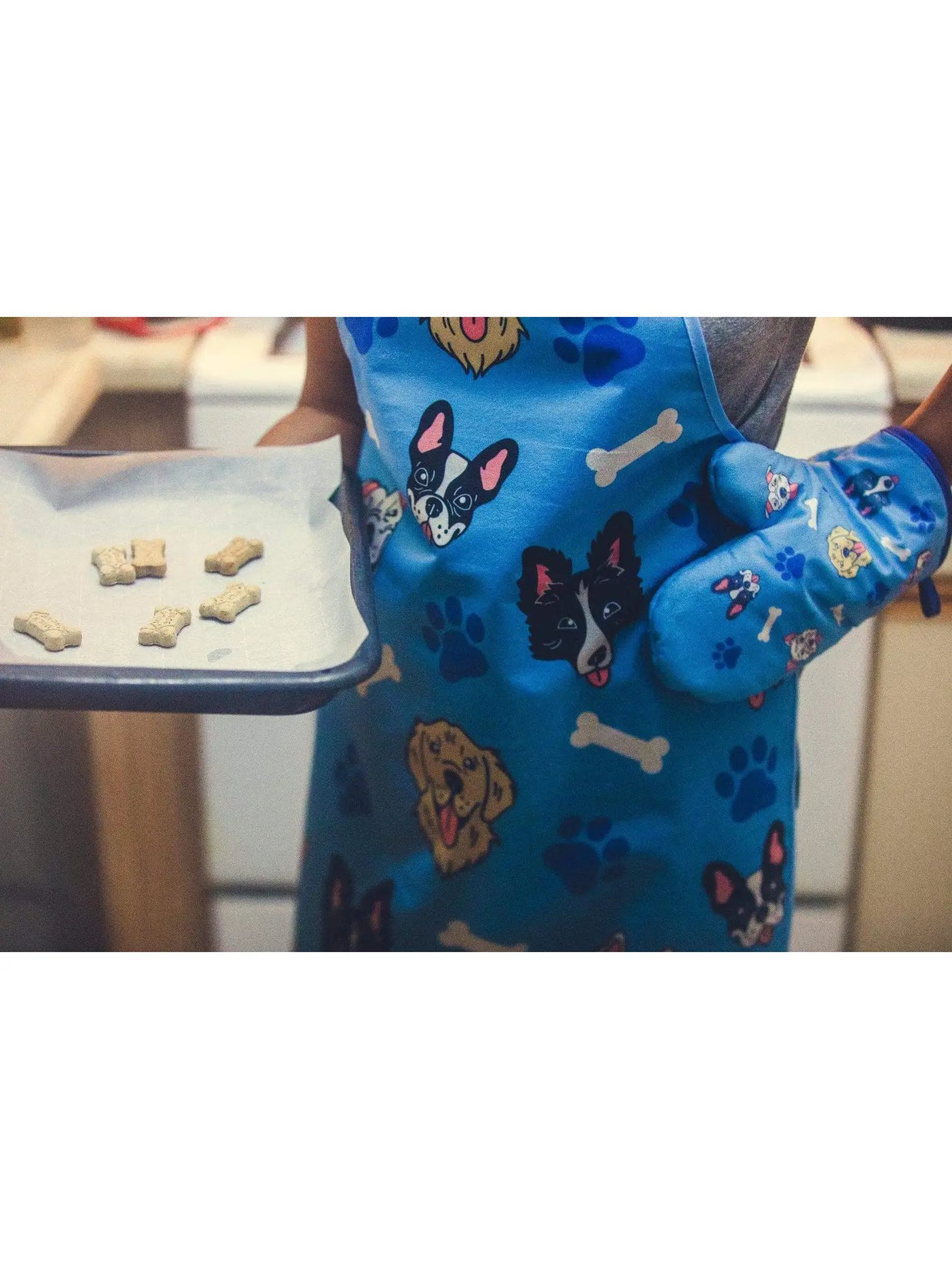 Dog, Paw, and Bone Patterned Oven Mitt & Apron