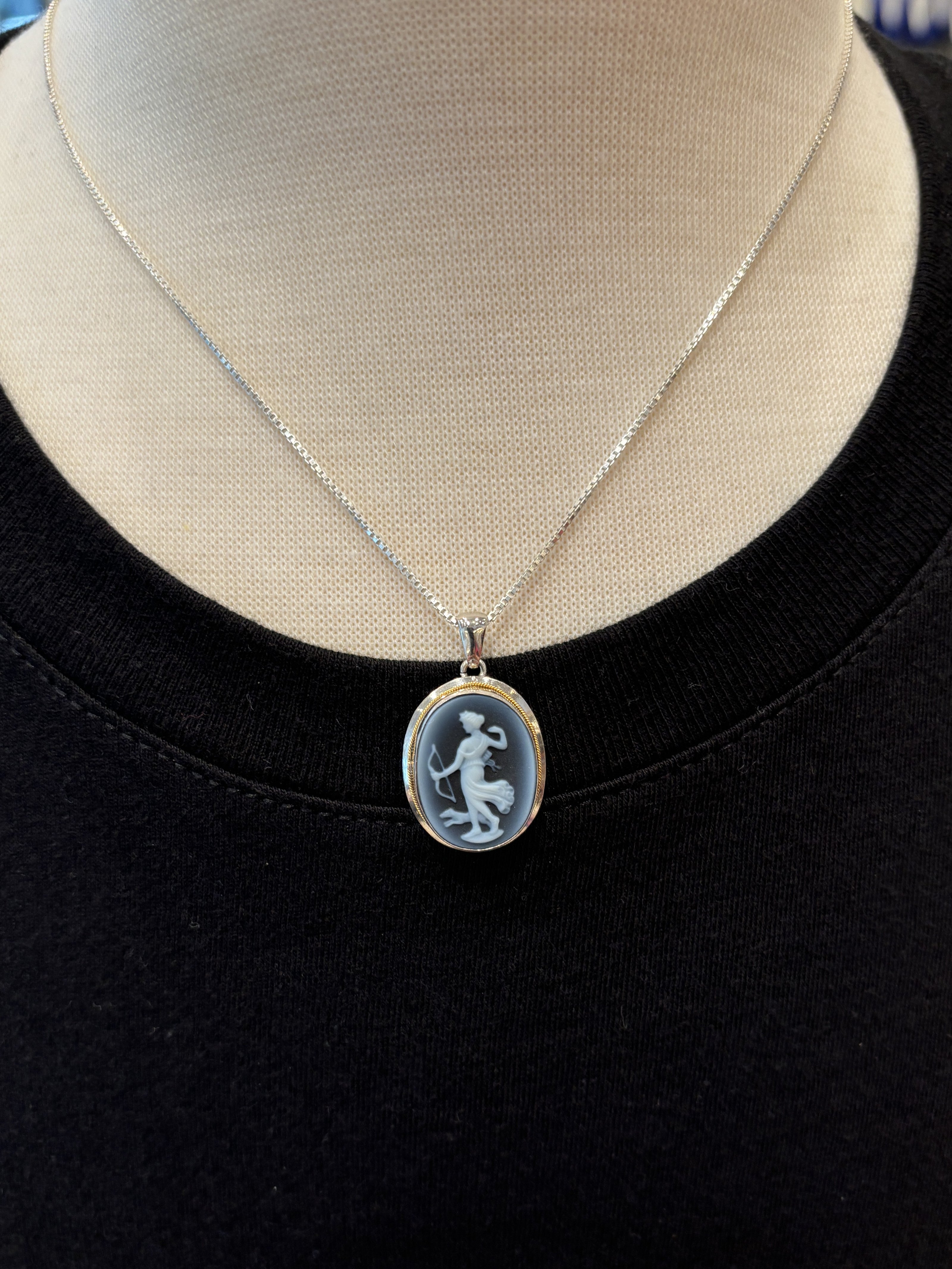 Agate Dog Cameo Necklaces