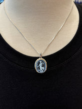 Load image into Gallery viewer, Agate Dog Cameo Necklaces

