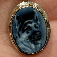 Load image into Gallery viewer, Agate Dog Cameo Necklaces
